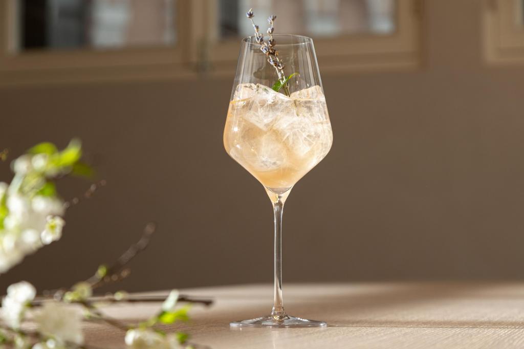 Международный женский день